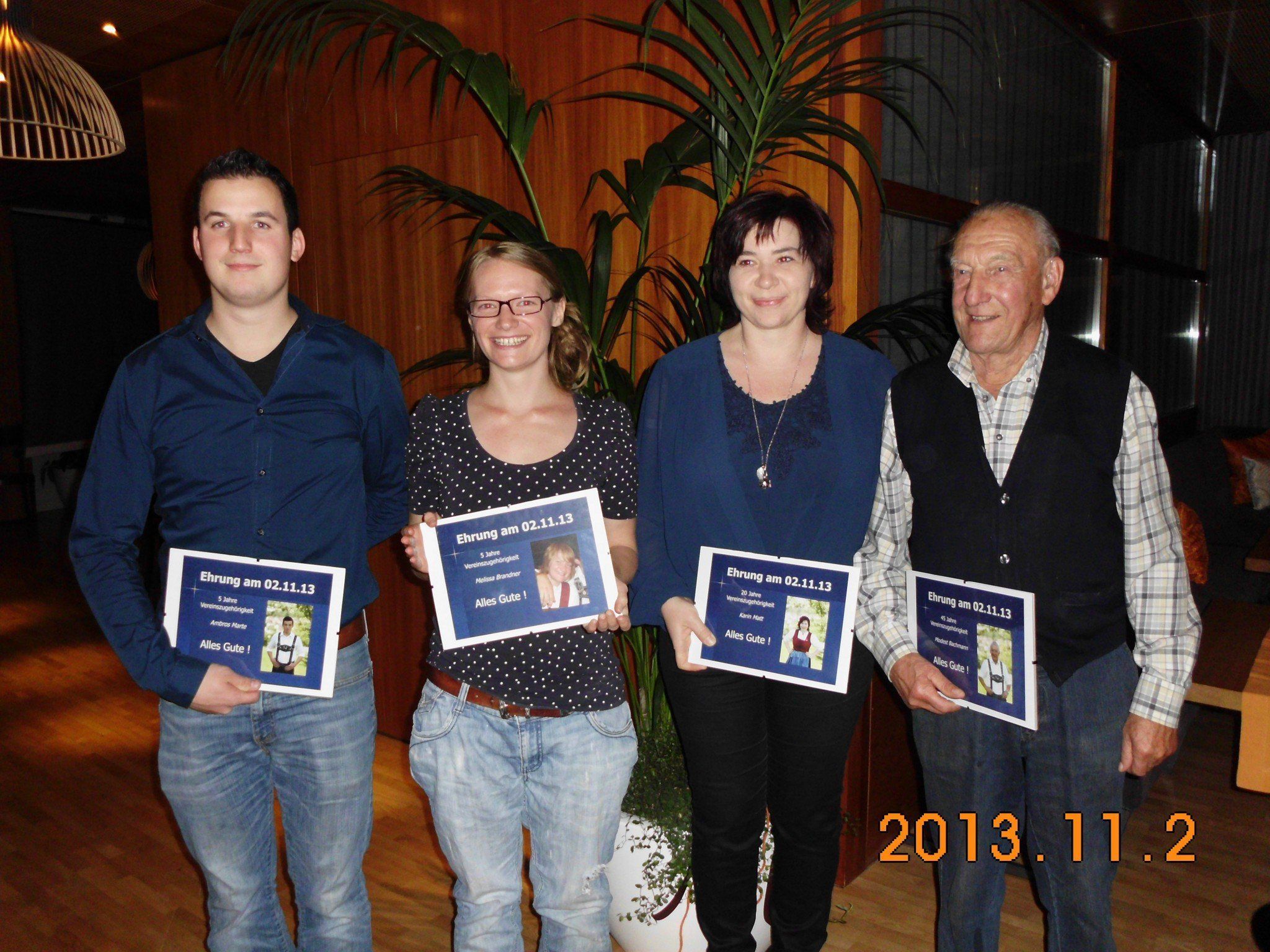 Geehrte Mitglieder: Ambros, Melissa, Karin u. Modest Geehrte Mitglieder: Ambros, Melissa, Karin u. Modest