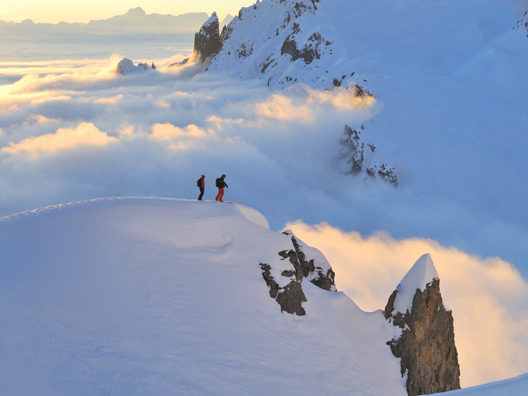 Die Faszination des alpinen Tiefschneefahrens liegt darin, früh aufzustehen, der Erste auf dem Berg zu sein.