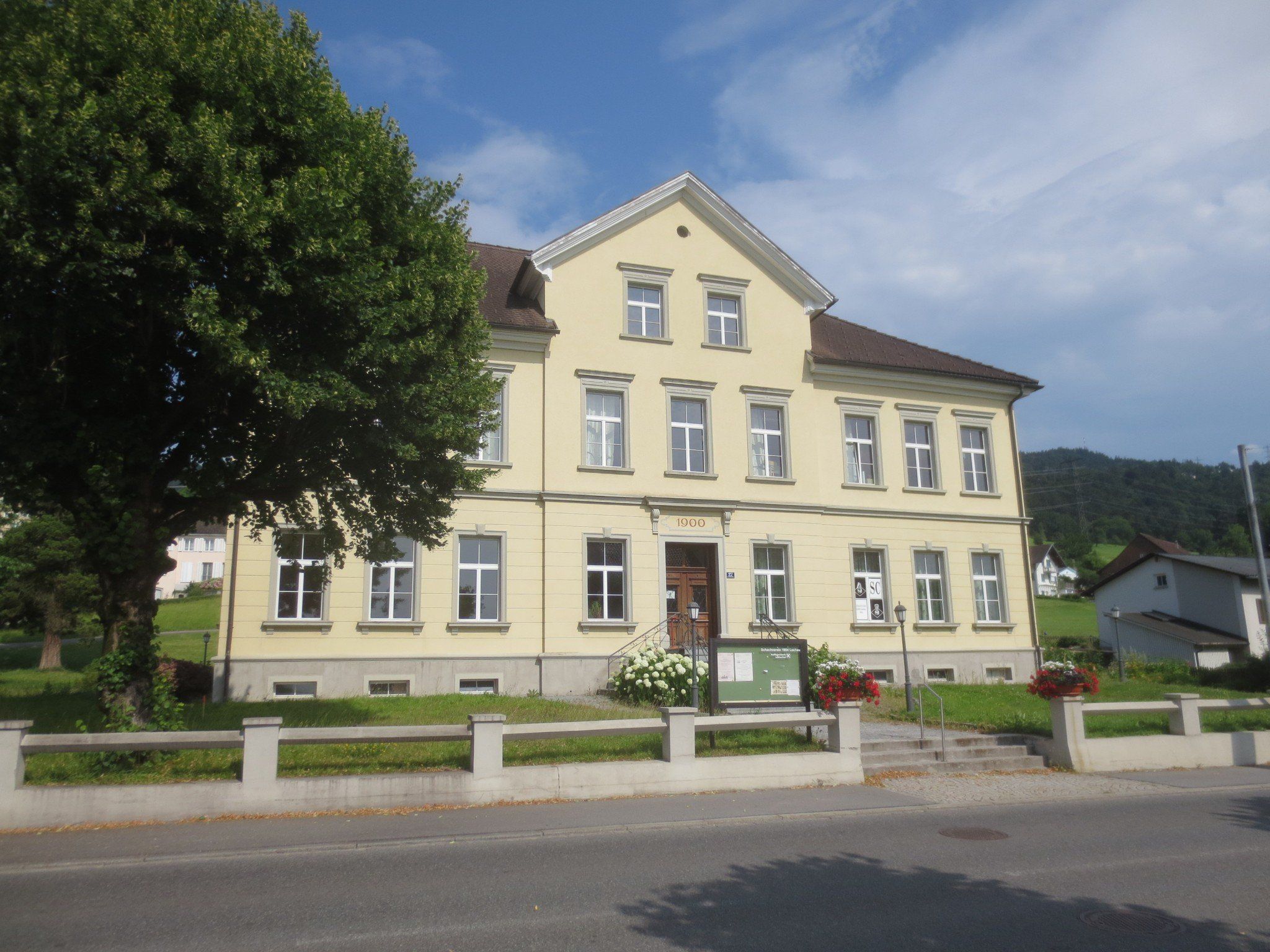 Schon seit Jahren sind die Leiblachtaler zum „Offenen Singen" ins Vereinshaus "Alte Schule" nach Lochau eingeladen. Schon seit Jahren sind die Leiblachtaler zum „Offenen Singen" ins Vereinshaus "Alte Schule" nach Lochau eingeladen.