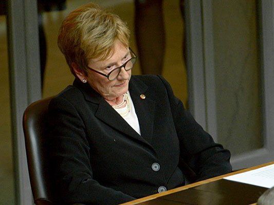 Schwere Vorwürfe gegen Monika Lindner Schwere Vorwürfe gegen Monika Lindner