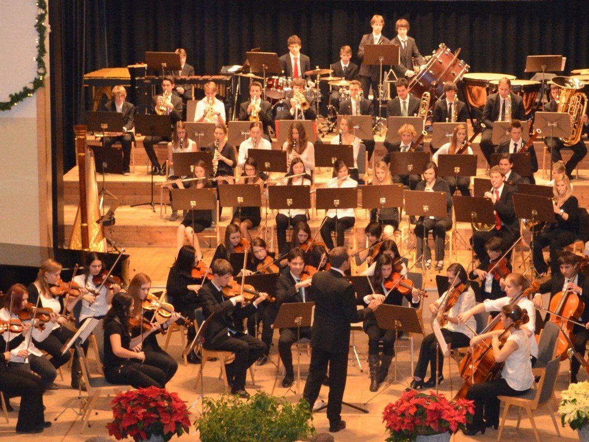 Adventkonzert der Musikschule Montafon Adventkonzert der Musikschule Montafon