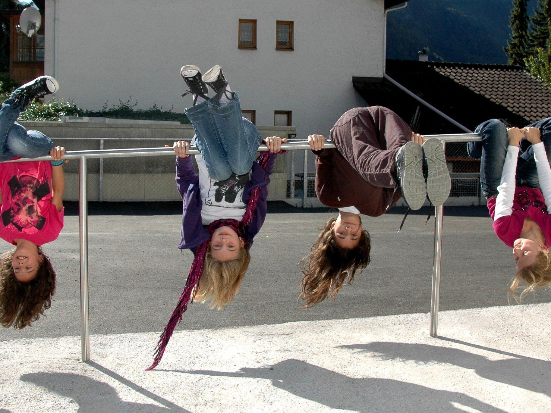 Schule ganz anders! Die modernste Schule stellt sich vor. Schule ganz anders! Die modernste Schule stellt sich vor.