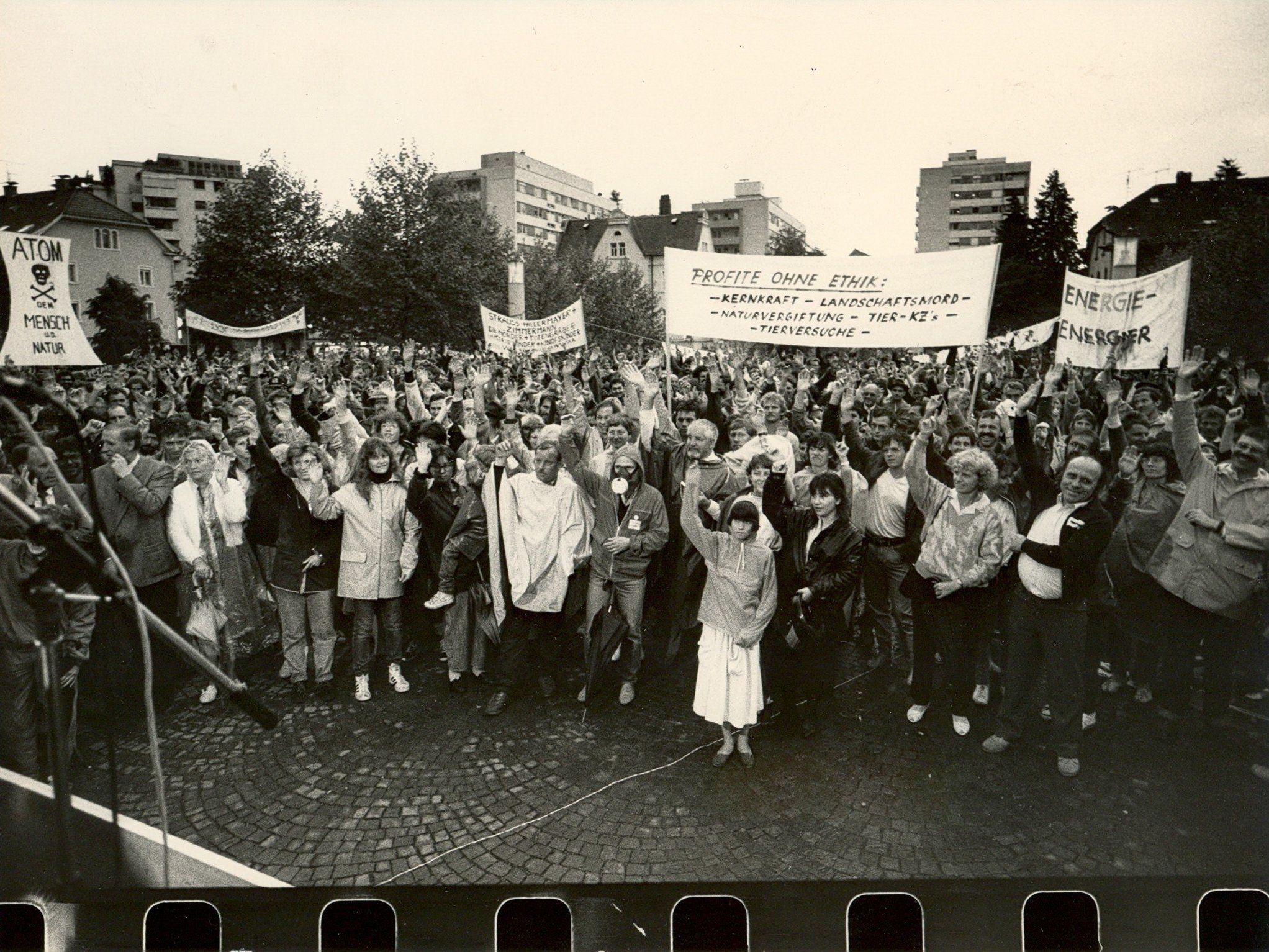 Bei Protesten, wie hier 1978 in Bregenz, machten die Vorarlberger gegen die Nutzung der Atomenergie mobil. Bei Protesten, wie hier 1978 in Bregenz, machten die Vorarlberger gegen die Nutzung der Atomenergie mobil.