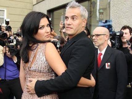 Anna Netrebko hat die Trennungsgerüchte bestätigt. Anna Netrebko hat die Trennungsgerüchte bestätigt.