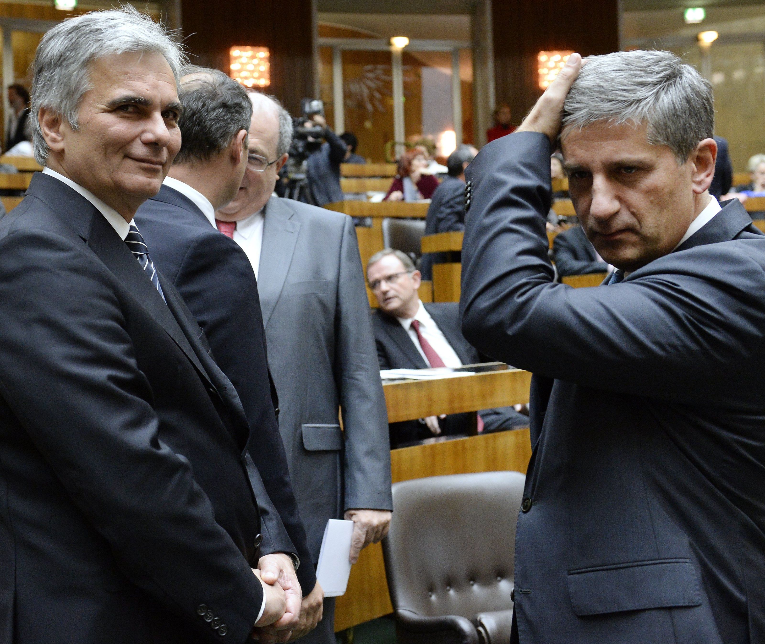 Faymann und Spindelegger sind sich sicher, dass die Opposition mitziehen wird. Faymann und Spindelegger sind sich sicher, dass die Opposition mitziehen wird.