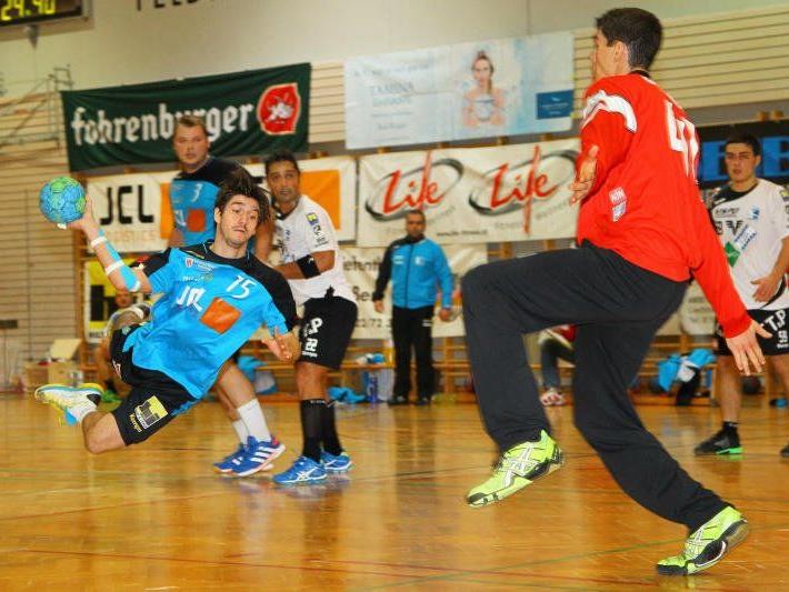 Feldkirchs Handballer verloren mit einem Tor Differenz.