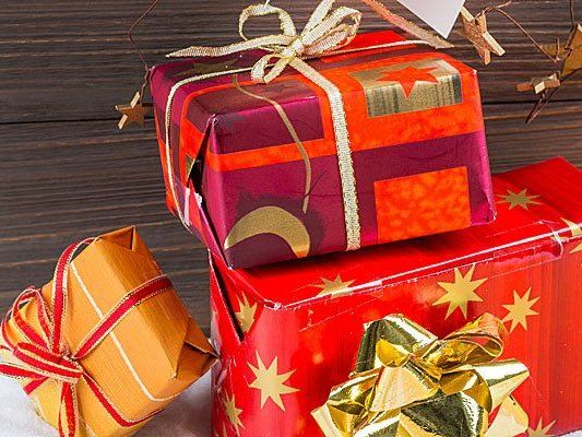 Österreichs Christkinder setzen heuer auf teurere Geschenke und weniger auf weihnachtliches Drumherum. Österreichs Christkinder setzen heuer auf teurere Geschenke und weniger auf weihnachtliches Drumherum.