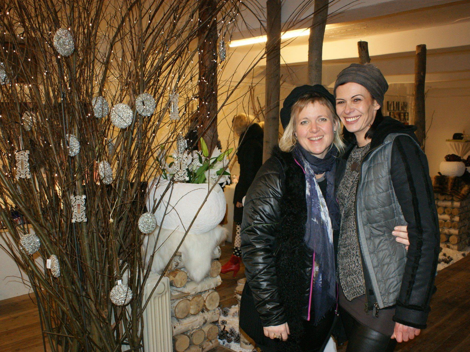 Christine Herzog und Ilona Griss-Schwärzler freuten sich über die gelungene Ausstellung