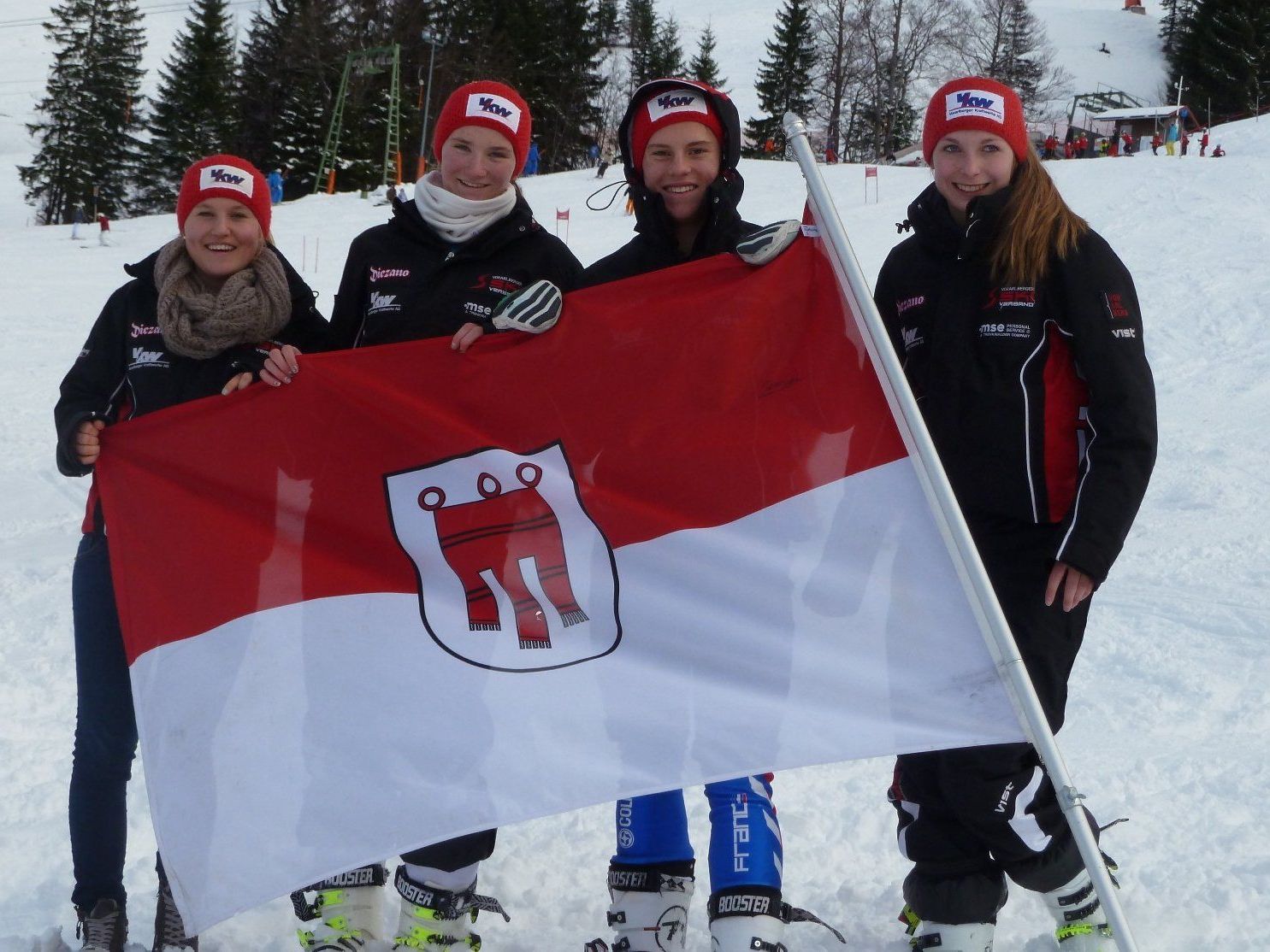 Der Andelsbucher Thomas Dorner mit zwei Rennsiegen beim Arge Alp-Cup. Der Andelsbucher Thomas Dorner mit zwei Rennsiegen beim Arge Alp-Cup.