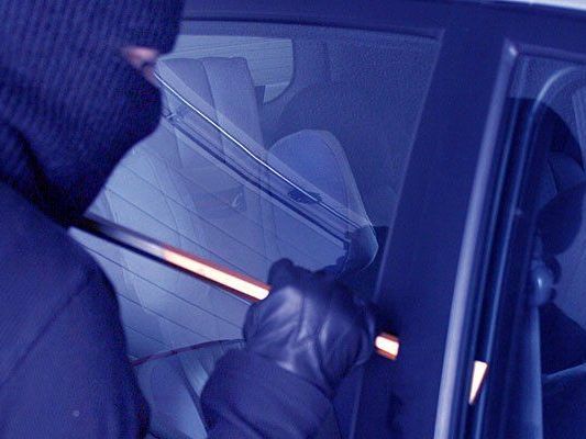 In Favoriten wurden Auto-Einbrecher auf frischer Tat ertappt In Favoriten wurden Auto-Einbrecher auf frischer Tat ertappt