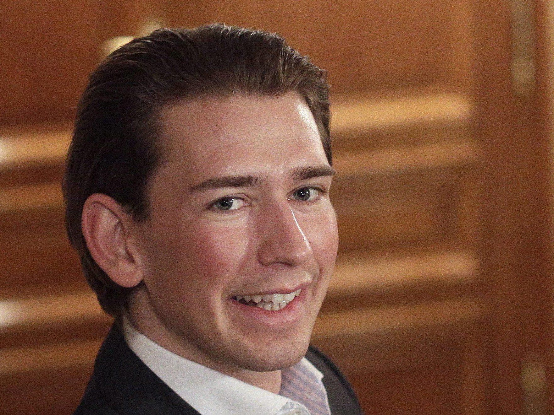 Der serbische Generalsekretär Aleksander Sapic machte sich auf Twitter über Sebastian Kurz lustig. Der serbische Generalsekretär Aleksander Sapic machte sich auf Twitter über Sebastian Kurz lustig.