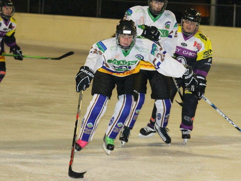Zweiter Heimsieg für die HC Rankweil Ladies. Rossi und Co. feierten gegen Silz einen 4:3-Erfolg. Zweiter Heimsieg für die HC Rankweil Ladies. Rossi und Co. feierten gegen Silz einen 4:3-Erfolg.