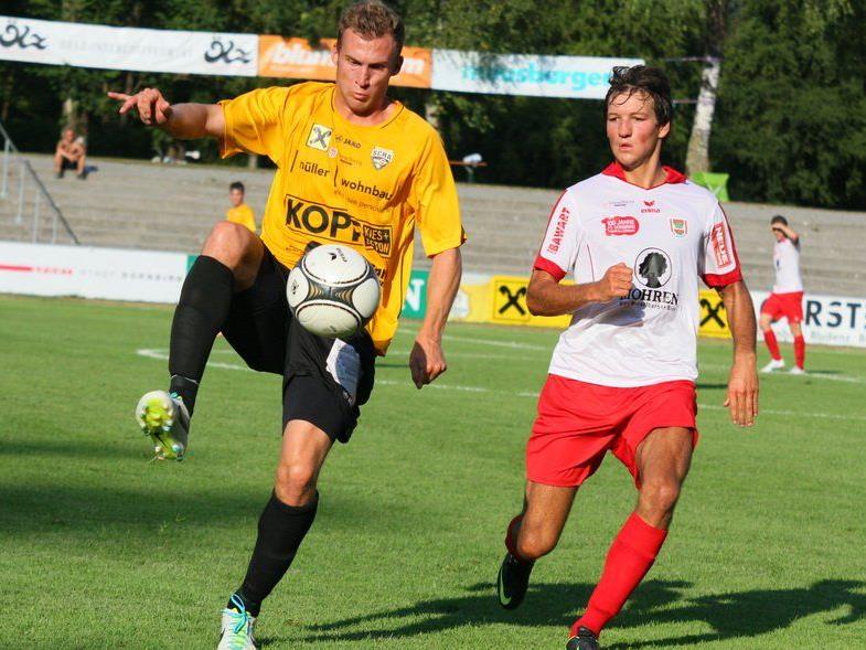Der Alberschwender Lukas Jäger spielt bis 2016 beim SCR Altach.