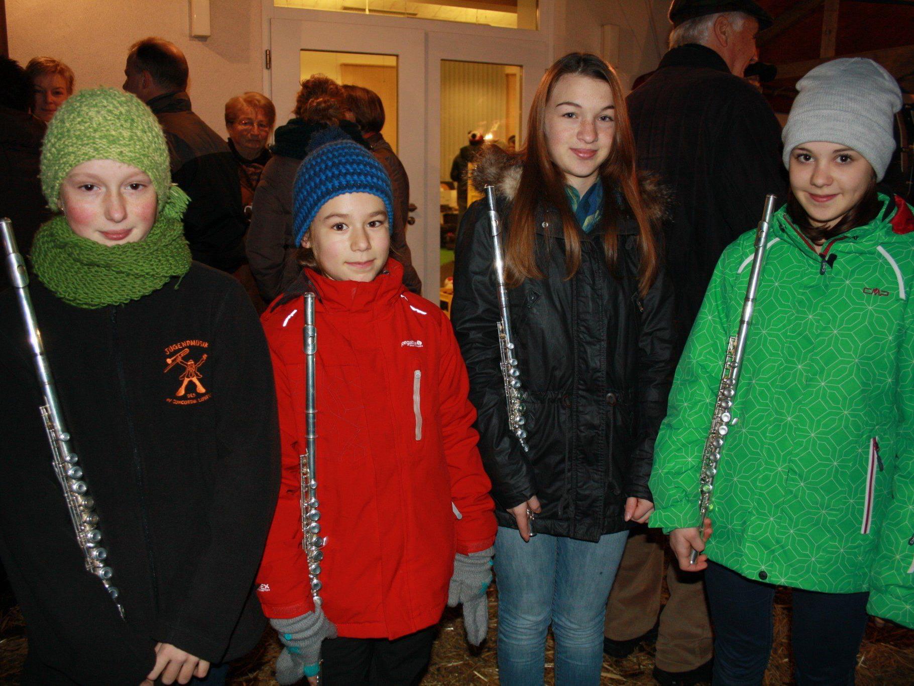 Die Jugendmusik des MV Concordia stimmte die Besucher mit fröhlichen Klängen zum Advent ein.