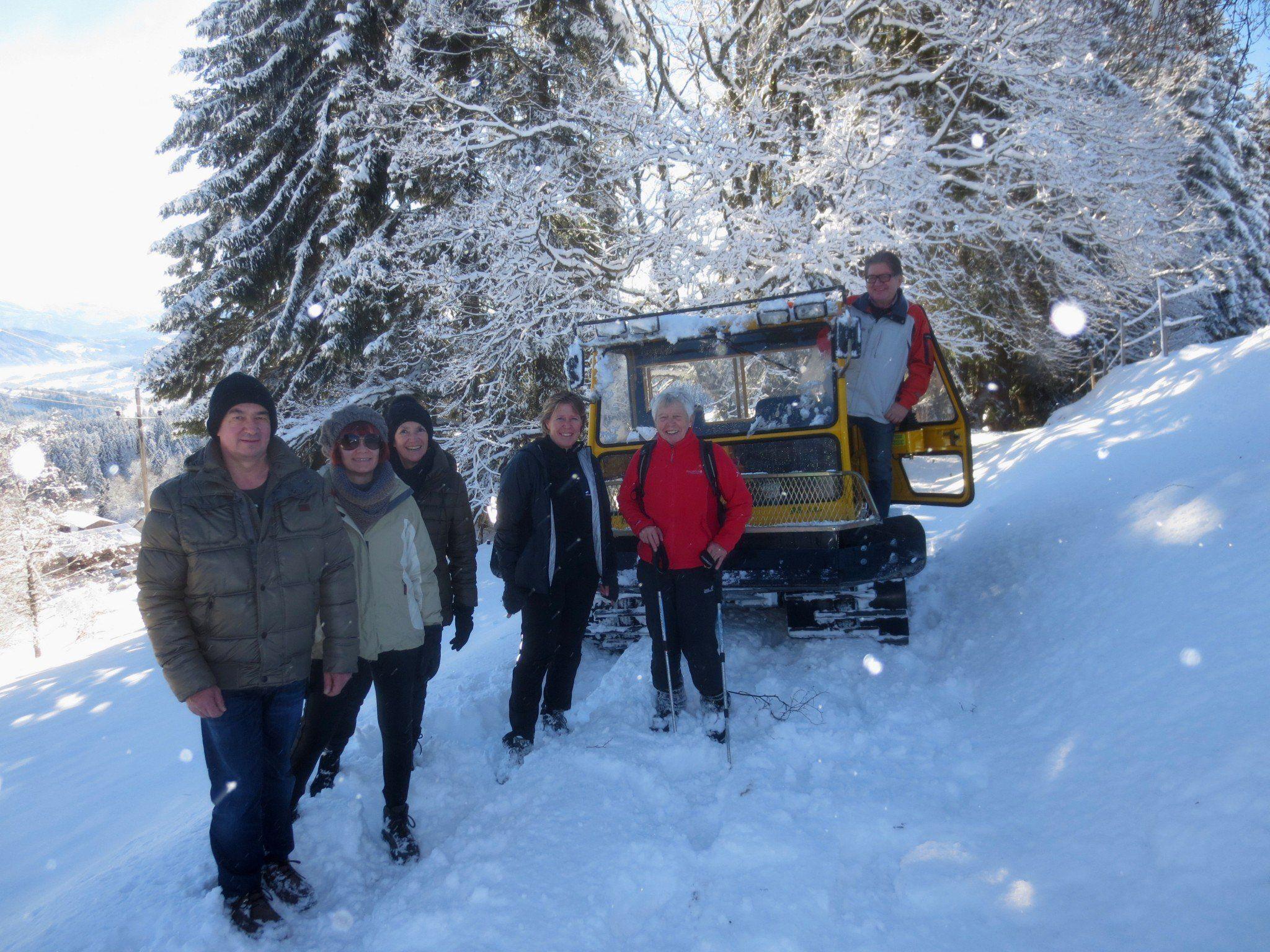 Auch auf dem „Käsewanderweg“ sorgte Eichenberg-Tourismus Obmann Hermann Gmeiner mit dem Pistengerät „Snow Rabbit III“ für die richtige Spur.