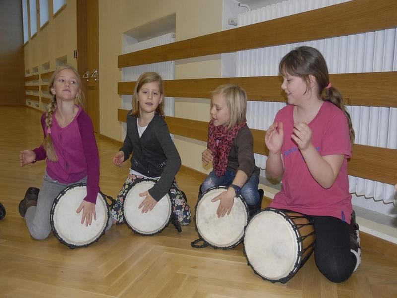 Tag der offenen Tür mit tollem Programm für Schüler, Eltern und Lehrer. Tag der offenen Tür mit tollem Programm für Schüler, Eltern und Lehrer.