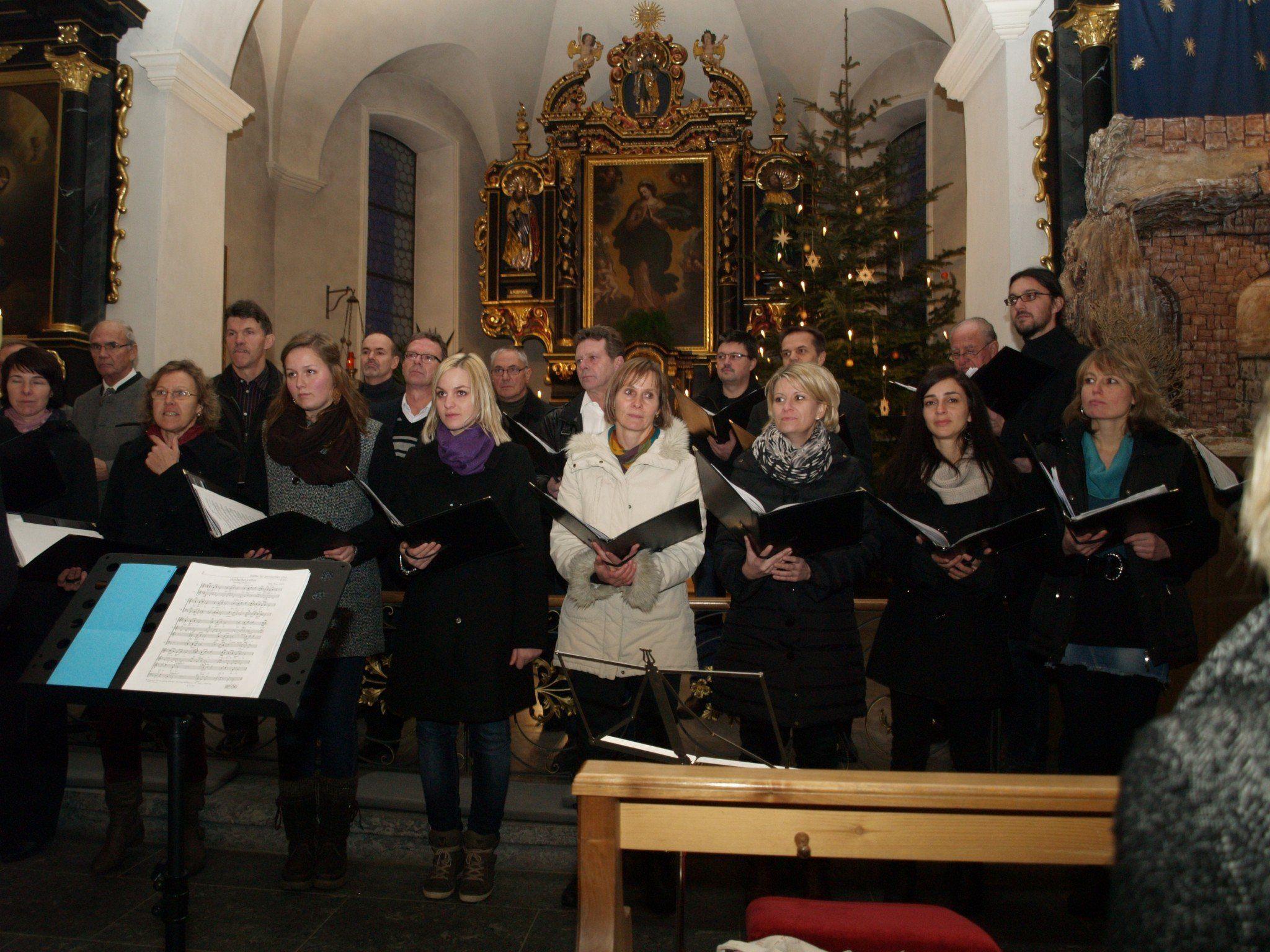 Der Chor Sonnasita lädt auch heuer wieder zum Adventkonzert in die Pfarrkirche ein.