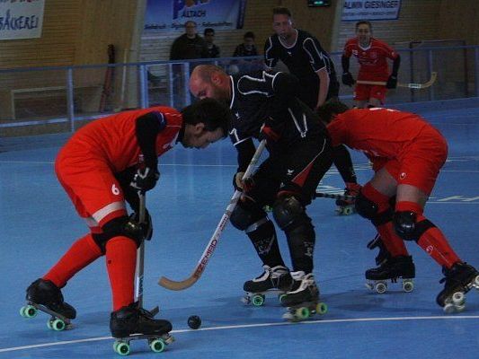 RHC Wolfurt gewann das letzte Heimspiel des Jahres mit fünf Toren Differenz. RHC Wolfurt gewann das letzte Heimspiel des Jahres mit fünf Toren Differenz.