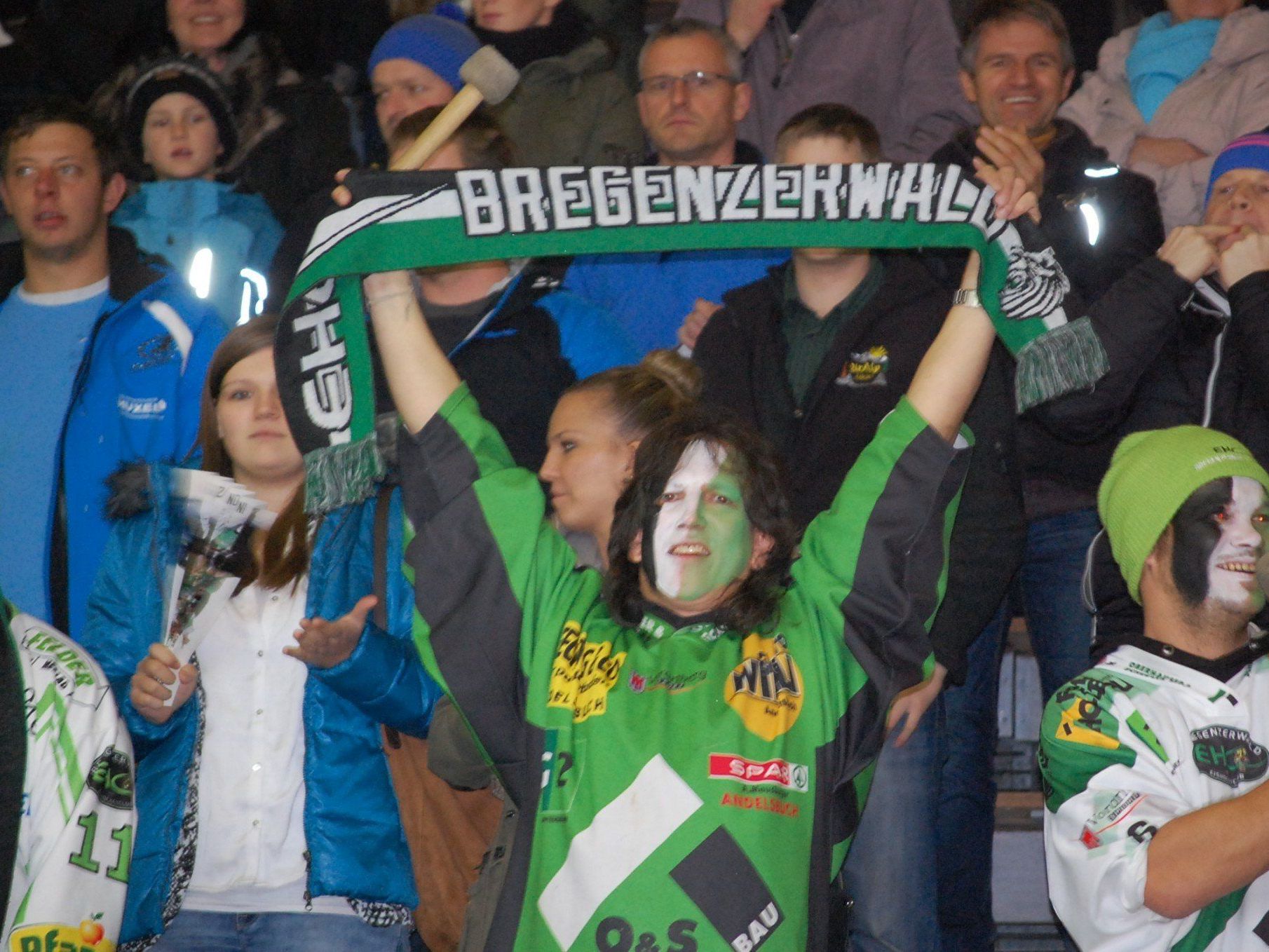 Tolle Kulisse beim Heimsieg vom Meister Bregenzerwald gegen Kaltern. Tolle Kulisse beim Heimsieg vom Meister Bregenzerwald gegen Kaltern.