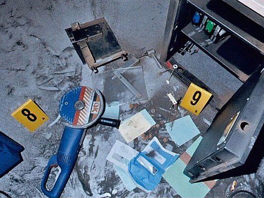 Die Bande brach immer wieder Tresore auf Die Bande brach immer wieder Tresore auf