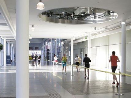 AUs Sicht der Veranstalter war der Indoor Marathon ein voller Erfolg. AUs Sicht der Veranstalter war der Indoor Marathon ein voller Erfolg.