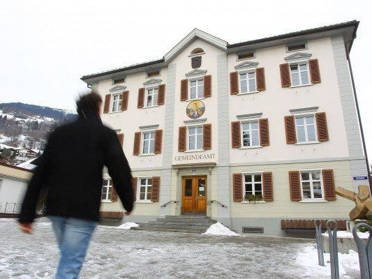 Landes-Rechnungshof erstellte mit der Gemeinde eine mittelfristige Finanzplanung. Landes-Rechnungshof erstellte mit der Gemeinde eine mittelfristige Finanzplanung.