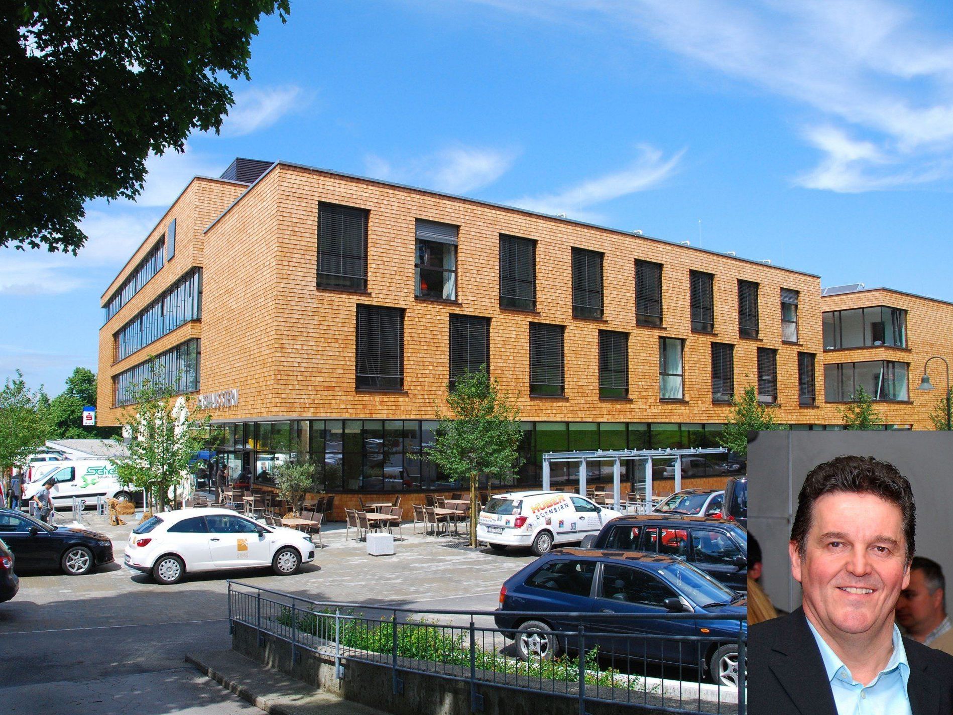 Im Wolfurter „Sternen“ findet die Ziehung der Gewinner statt. Kl. Bild: Bgm. Christian Natter. Im Wolfurter „Sternen“ findet die Ziehung der Gewinner statt. Kl. Bild: Bgm. Christian Natter.