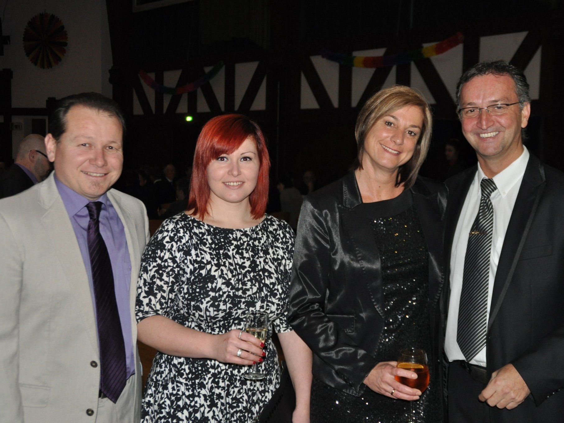 BM Harald Witwer(Thüringen) und Iris, Bärbel und BM Dieter Lauermann(Ludesch) BM Harald Witwer(Thüringen) und Iris, Bärbel und BM Dieter Lauermann(Ludesch)