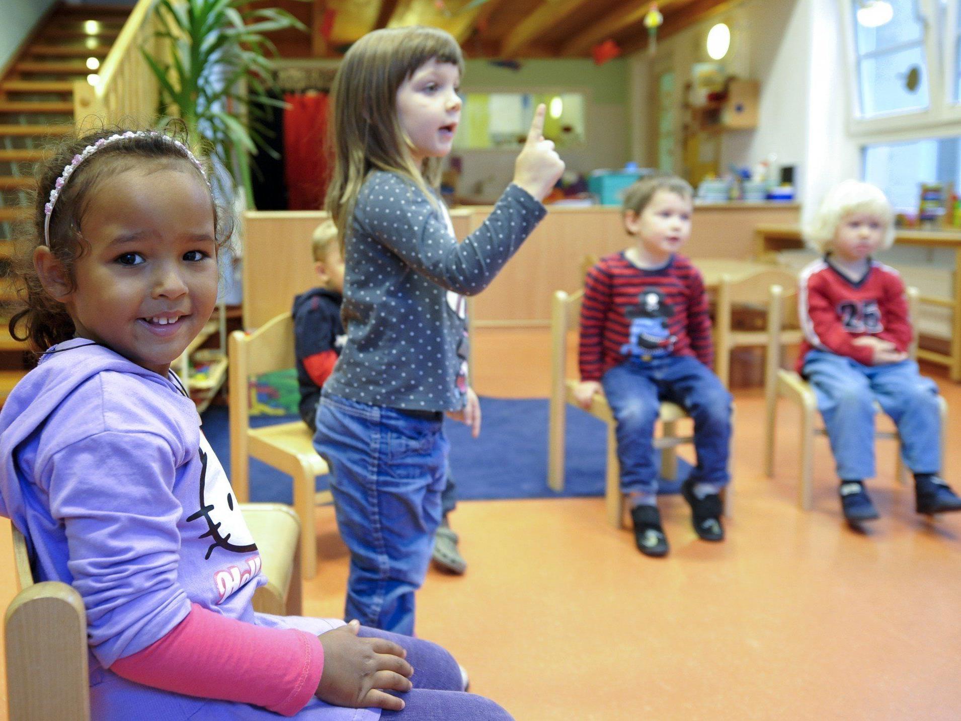 Die Kinderbetreuung als Deutschschule, so der Vorschlag der Logopädin.