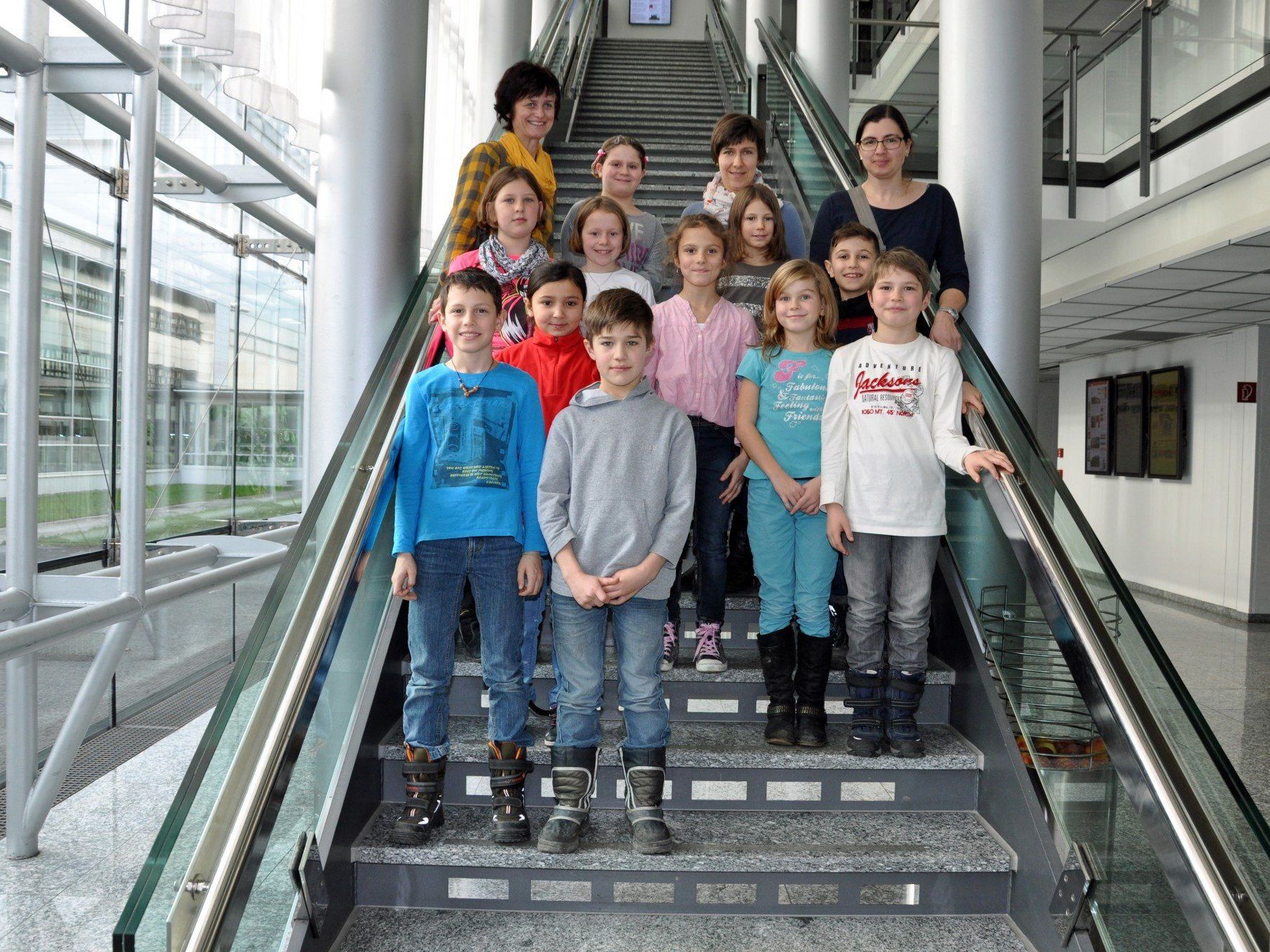 Die Schüler der Volksschule Reuthe bekamen einen Einblick in die heimische Medienlandschaft. Die Schüler der Volksschule Reuthe bekamen einen Einblick in die heimische Medienlandschaft.