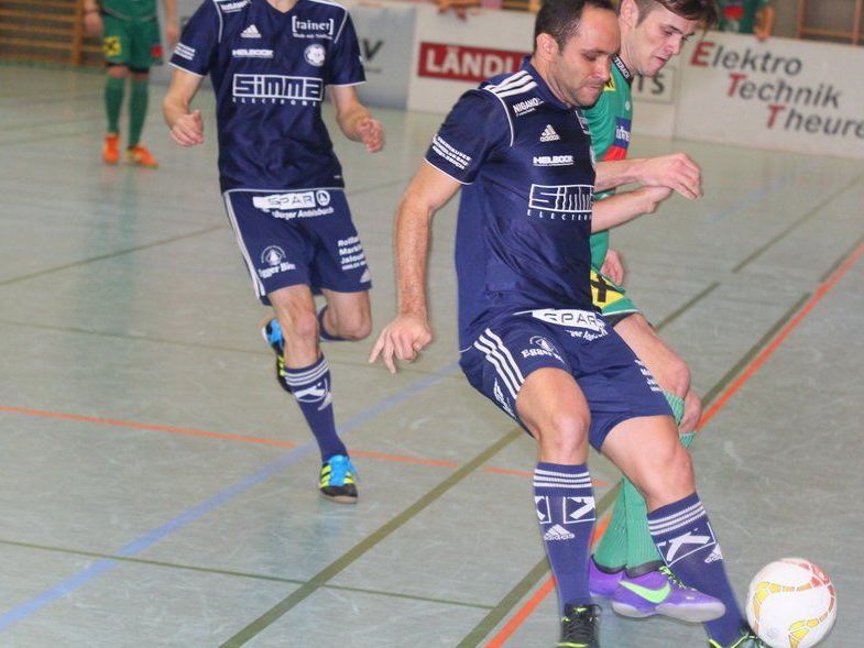 Andelsbuch-Goalgetter Reinaldo Ribeiro steht mit seinen Kollegen erwartungsgemäß im Halbfinale. Andelsbuch-Goalgetter Reinaldo Ribeiro steht mit seinen Kollegen erwartungsgemäß im Halbfinale.