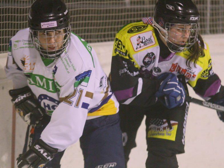 Kapitänin Elke Mähr feierte mit Rankweil gegen VEU Hockey Chicks einen 2:0-Heimsieg.