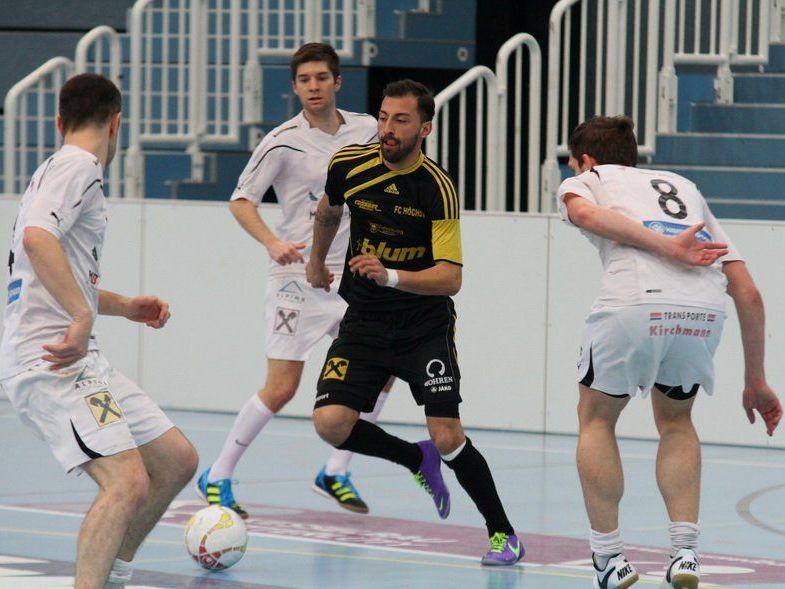 Höchst mit Ahmet Caner steht beim Seehallencup in Hard im Finale. Höchst mit Ahmet Caner steht beim Seehallencup in Hard im Finale.