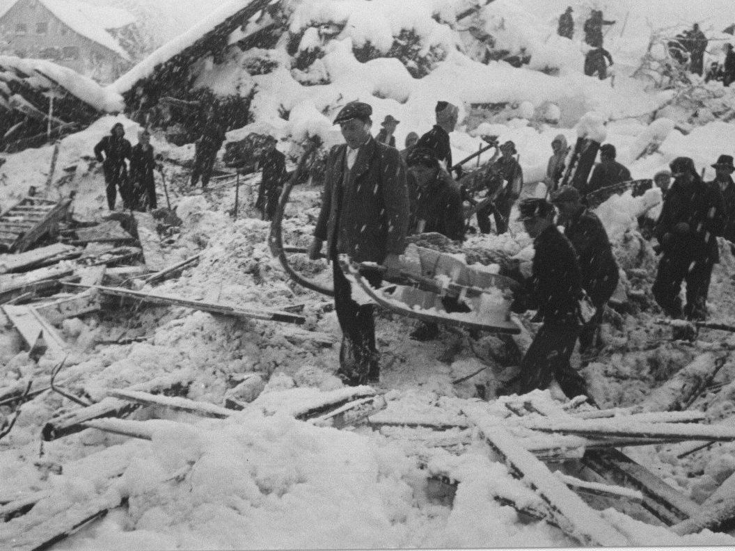 Das Lawinenunglück von 1954. Das Lawinenunglück von 1954.