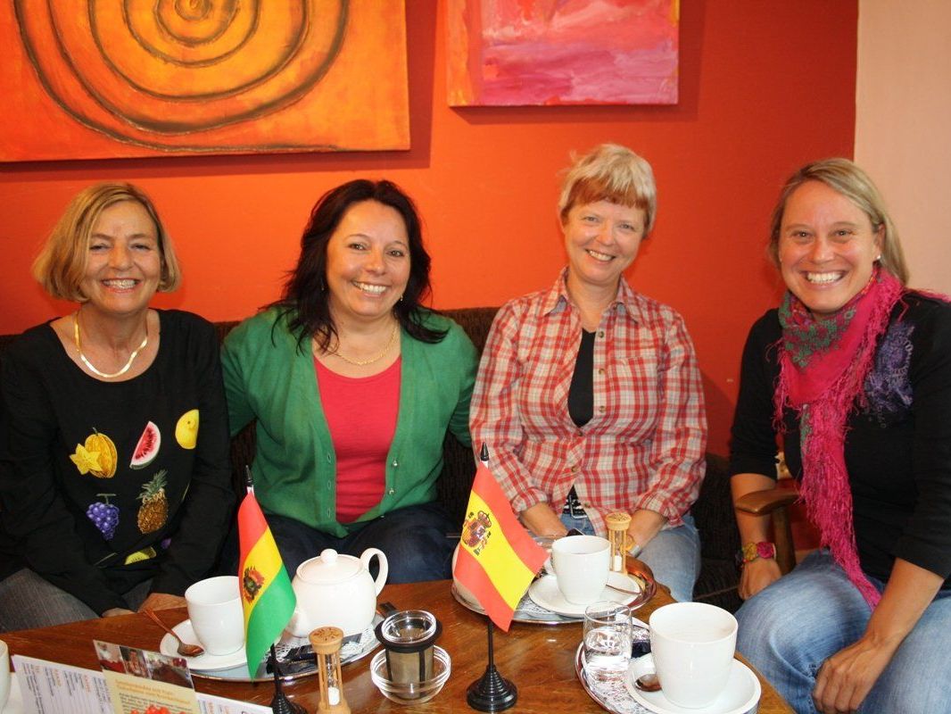 Im „Brockenhaus-Sprachencafe“ treffen sich fremdsprachenbegeisterte Einwohner aus dem ganzen Leiblachtal. Im „Brockenhaus-Sprachencafe“ treffen sich fremdsprachenbegeisterte Einwohner aus dem ganzen Leiblachtal.
