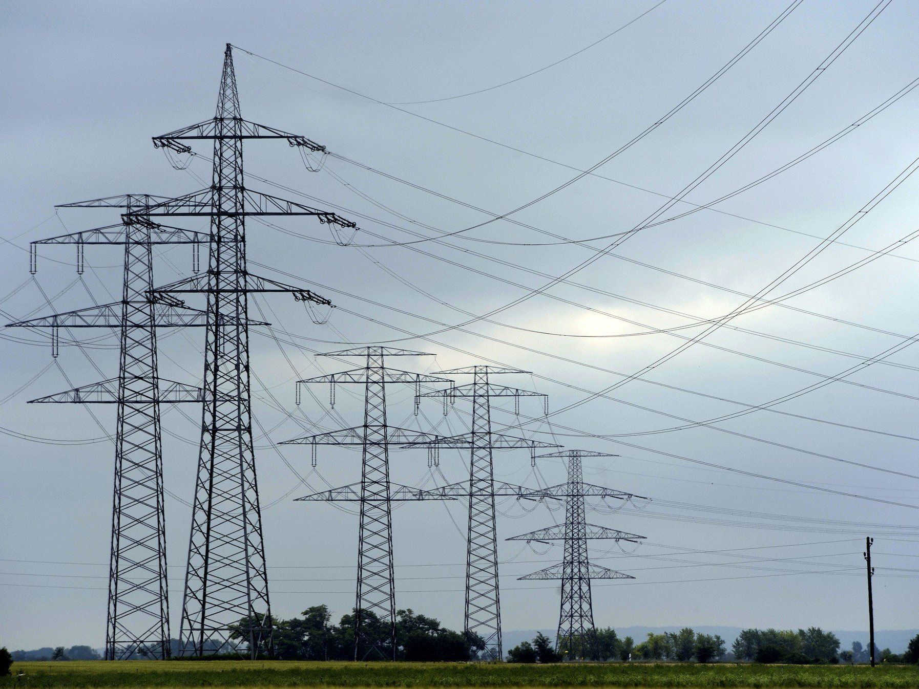 Der Energielieferant switch unterbietet VkI-Angebot. Der Energielieferant switch unterbietet VkI-Angebot.