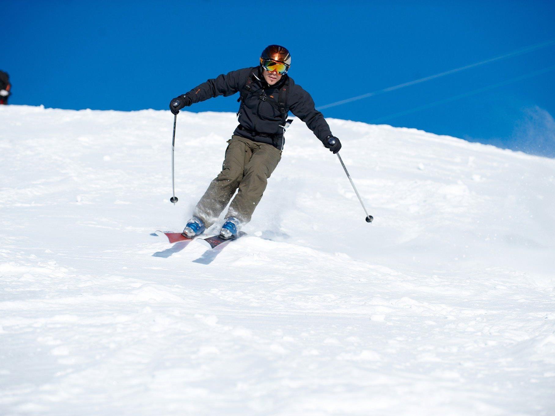 Die FIS-Regeln sind ein wichtiger Beitrag für mehr Sicherheit auf Skipisten.