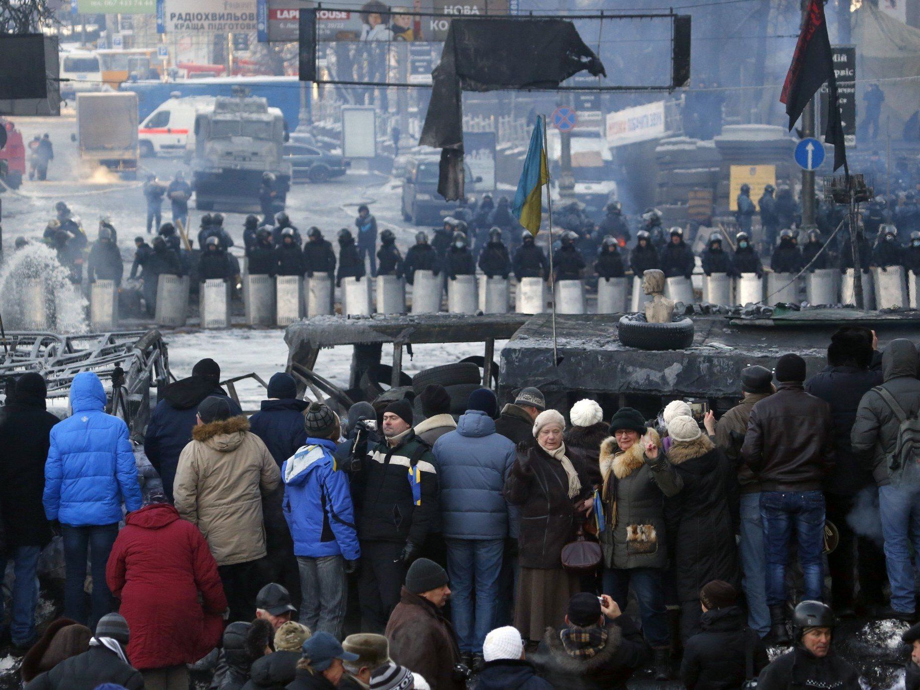 Regierungsgegner halten das Justizministerium in Kiew besetzt. Regierungsgegner halten das Justizministerium in Kiew besetzt.
