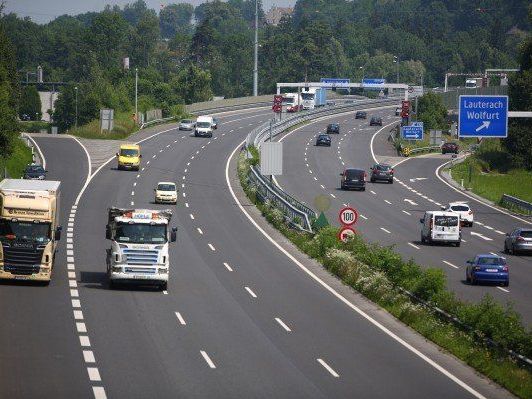 Zwölf Millionen Euro liefern Vorarlbergs Autofahrer ab März zusätzlich ab. Zwölf Millionen Euro liefern Vorarlbergs Autofahrer ab März zusätzlich ab.