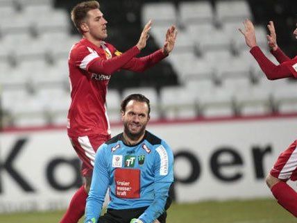 Die Admira ist nun vor Innsbruck. An der Einstellung ändert sich trotzdem nicht viel. Die Admira ist nun vor Innsbruck. An der Einstellung ändert sich trotzdem nicht viel.