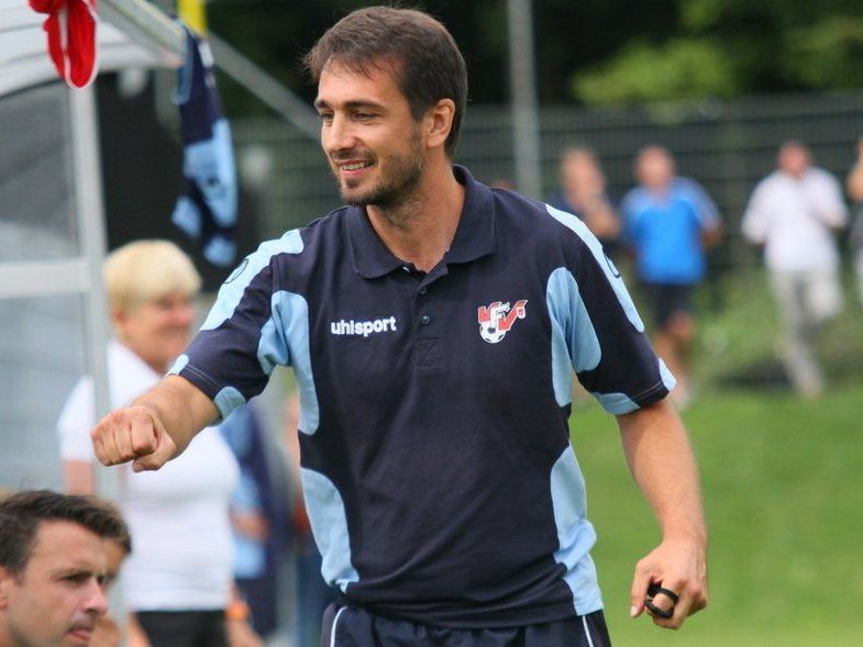 Der Bludenzer Dietmar Berchtold ist als AKA Vorarlberg U-15-Coach wieder in Amt und Würden. Der Bludenzer Dietmar Berchtold ist als AKA Vorarlberg U-15-Coach wieder in Amt und Würden.