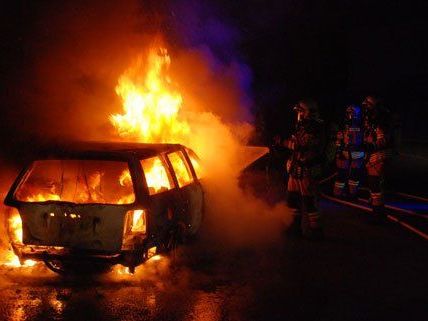 Die Ursache für den Brand ist derzeit noch unklar. Die Ursache für den Brand ist derzeit noch unklar.