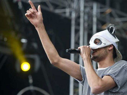 Cro-Fans können sich auf einige Live-Shows freuen. Cro-Fans können sich auf einige Live-Shows freuen.