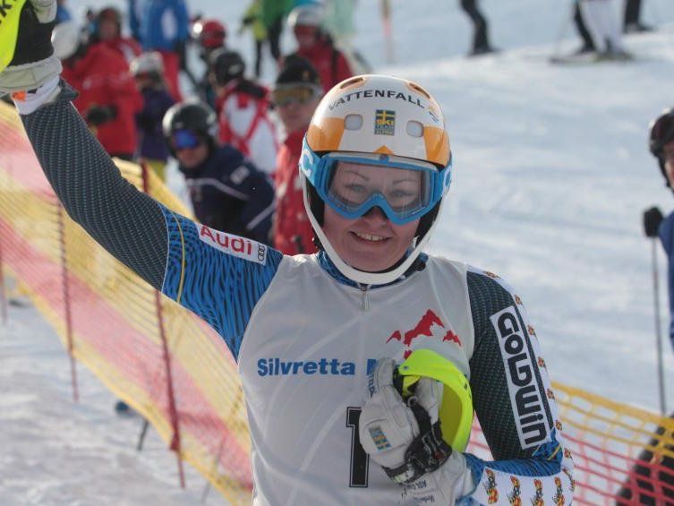 Die Bezauerin Elisabeth Kappaurer wurde im EC Slalom in Sestriere Vierzehnte. Die Bezauerin Elisabeth Kappaurer wurde im EC Slalom in Sestriere Vierzehnte.