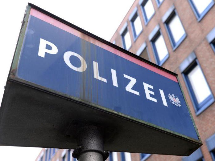 Wegen schwerer Sachbeschädigung angezeigt Wegen schwerer Sachbeschädigung angezeigt