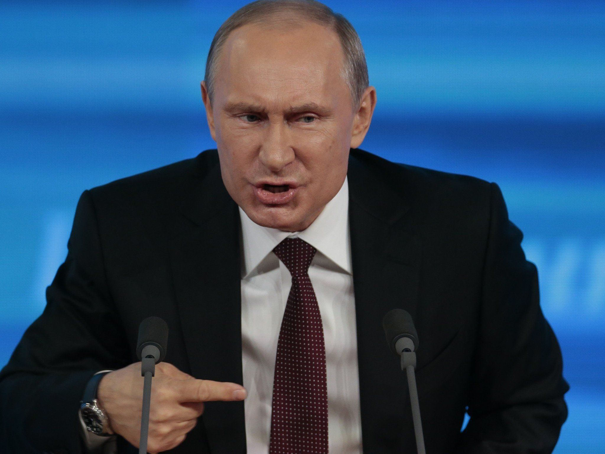 Wer es mit der Kritik am Kreml übertreibt, wird zur "persona non grata". Wer es mit der Kritik am Kreml übertreibt, wird zur "persona non grata".