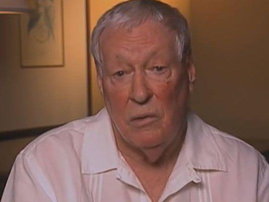 Schauspieler Russell Johnson ist im Alter von 89 Jahren gestorben. Schauspieler Russell Johnson ist im Alter von 89 Jahren gestorben.