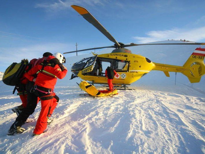 27-Jähriger erlitt durch Ski schwere Schnittverletzungen im Gesicht