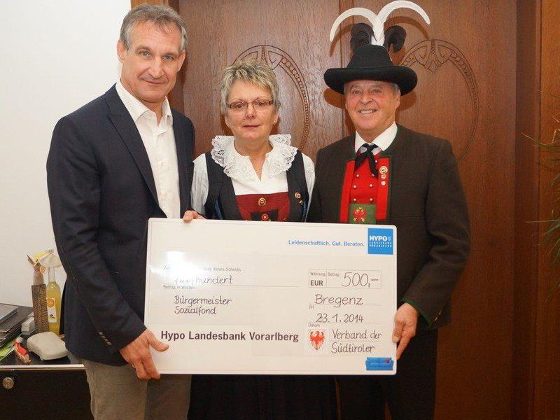 Der Bregenzer Bürgermeister bedankte sich herzlich bei Anni Ramoser und Gottfried Verdorfer für die großzügige Spende