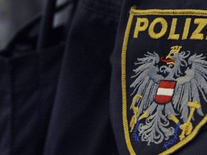Die beiden Tatverdächtigen wurden festgenommen. Die beiden Tatverdächtigen wurden festgenommen.